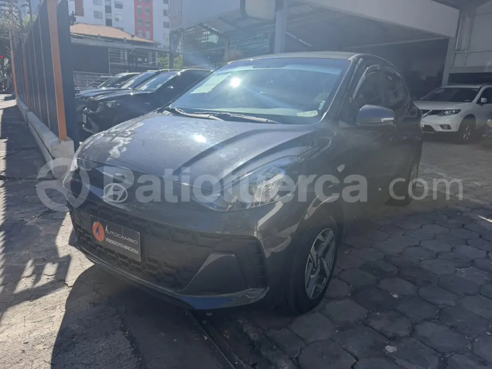 Foto 3 de Hyundai GRAN I10