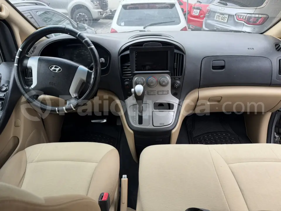 Foto 9 de Hyundai H1 12 pasajeros