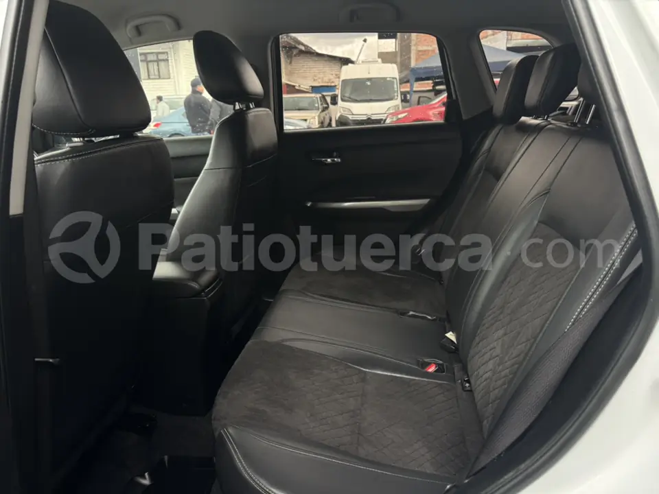 Foto 7 de Suzuki Vitara GLX