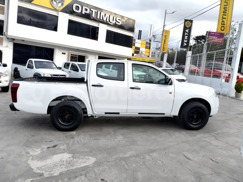 Foto 8 de Chevrolet D-MAX CRDI 2.5 CD 4X2 TM DIESEL
