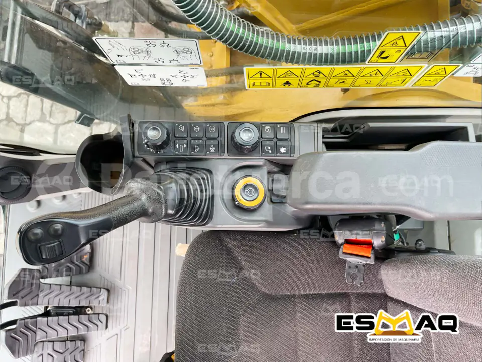 Foto 14 de Caterpillar 320