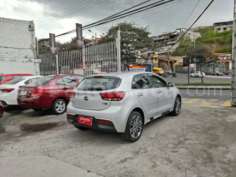 Foto 6 de Kia RIO EX
