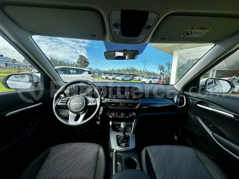 Foto 11 de Kia Seltos LX