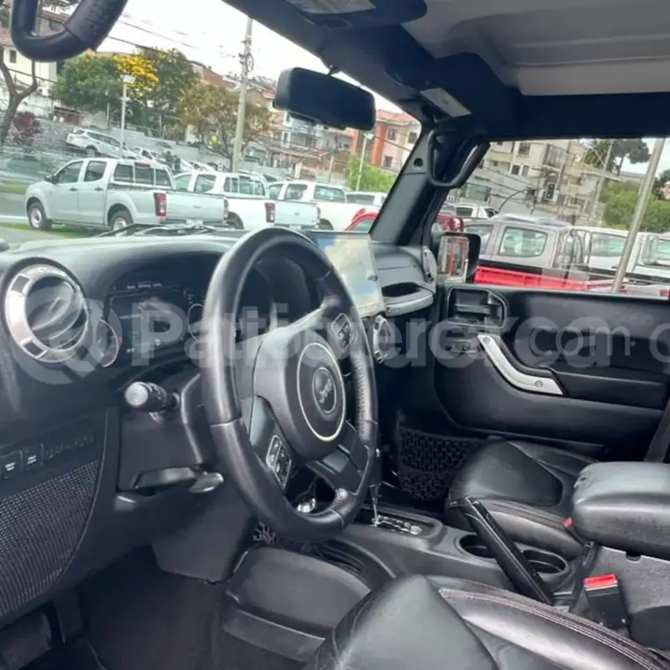 Foto 8 de Jeep Wrangler Rubicon