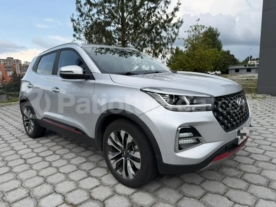 Foto 3 de Chery Tiggo 4 Luxury