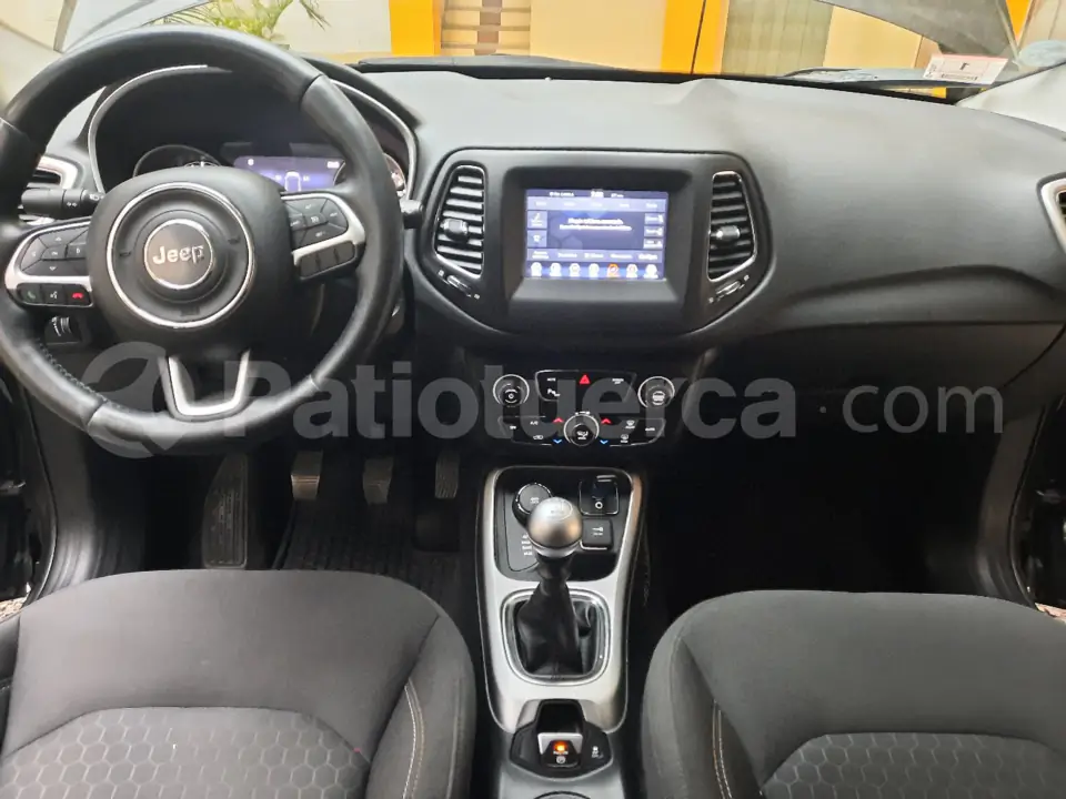 Foto 10 de Jeep Compass Sport