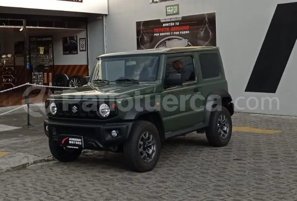 Foto 3 de Suzuki Jimny GL