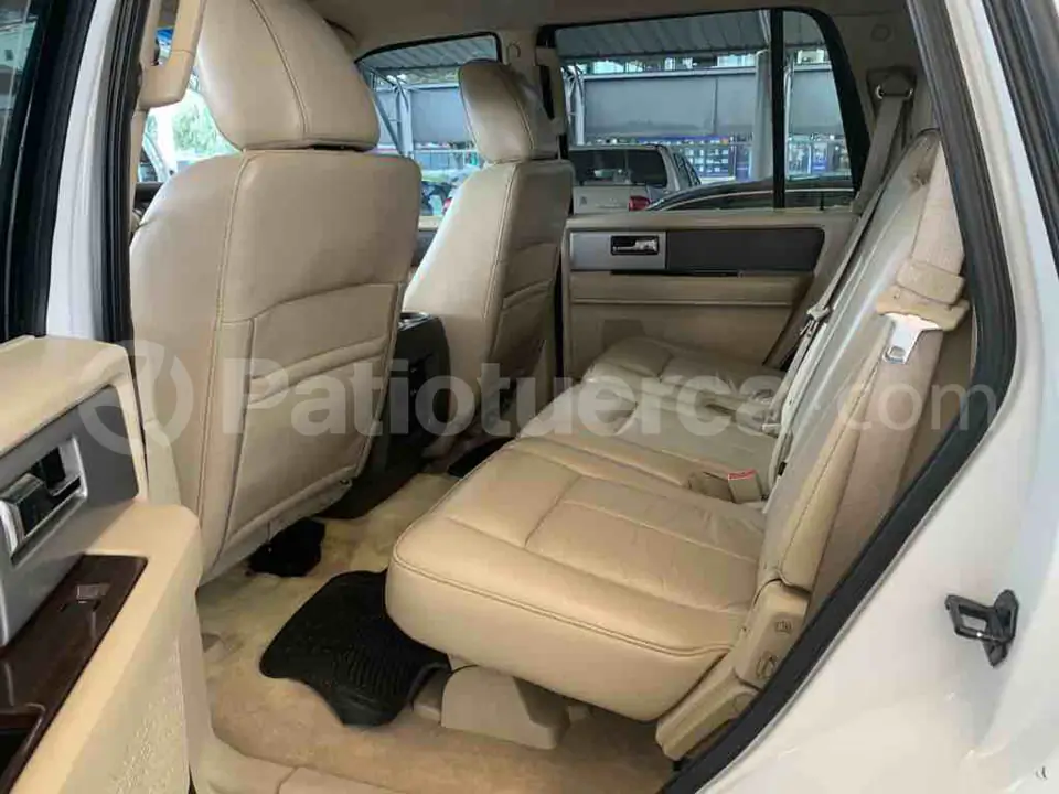 Foto 8 de Ford Expedition