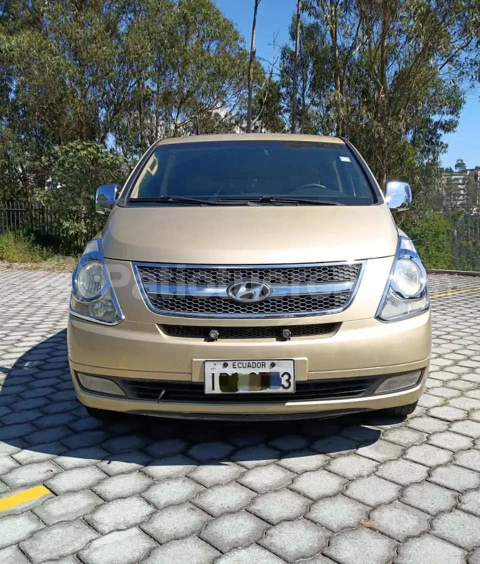 Foto 1 de Hyundai H1 12 pasajeros