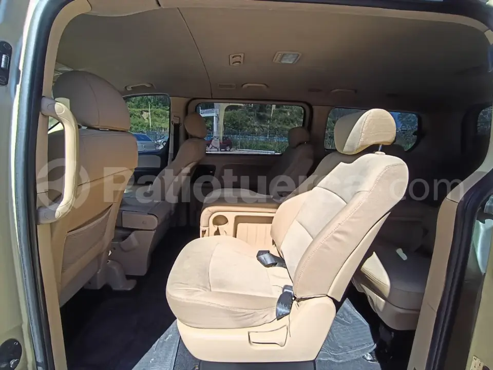 Foto 11 de Hyundai H1 12 pasajeros