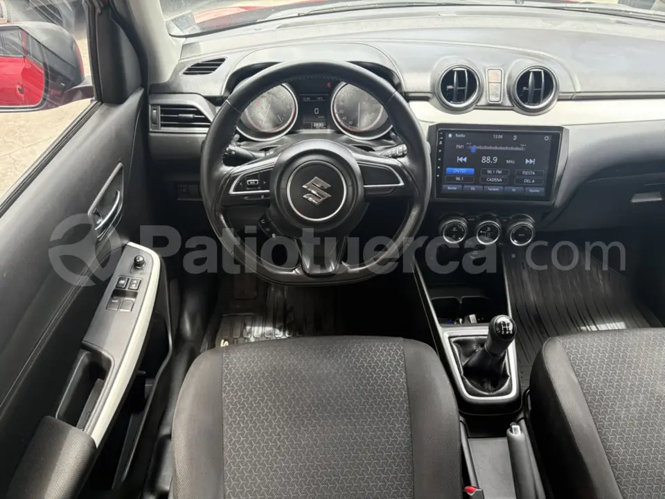 Foto 3 de Suzuki Swift