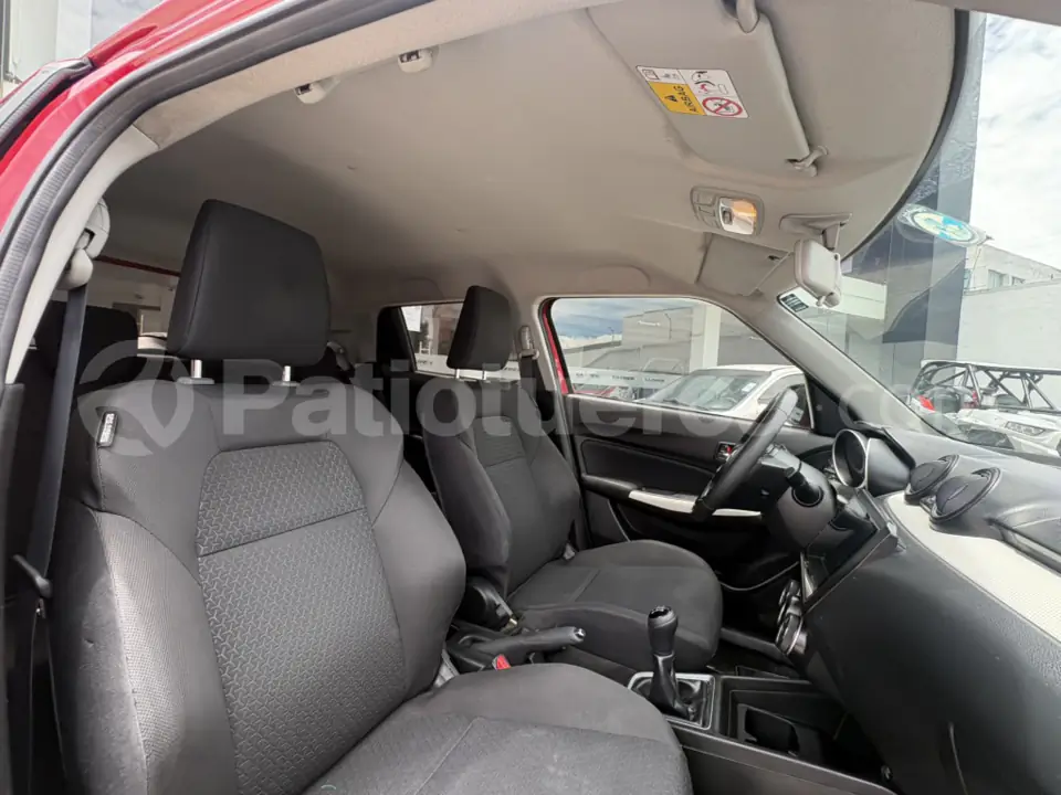 Foto 7 de Suzuki Swift