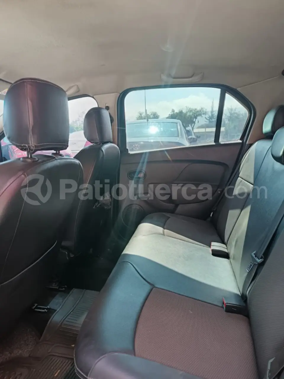 Foto 6 de Renault Logan Life