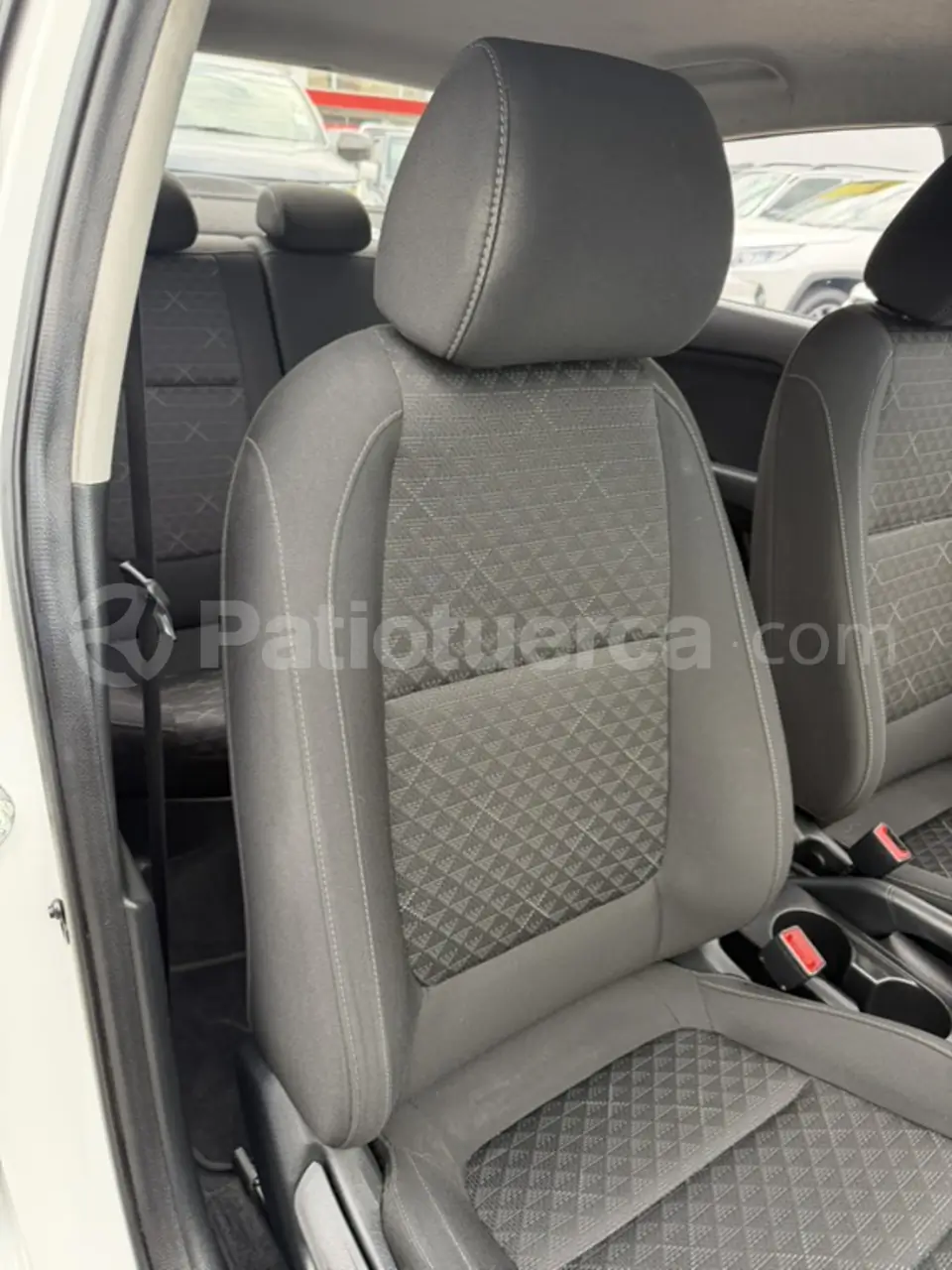 Foto 21 de Kia RIO 5