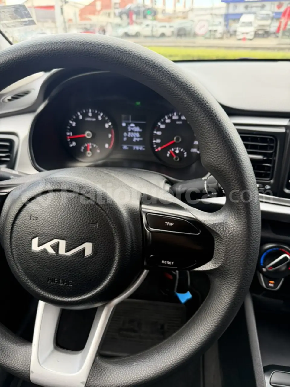 Foto 28 de Kia RIO 5