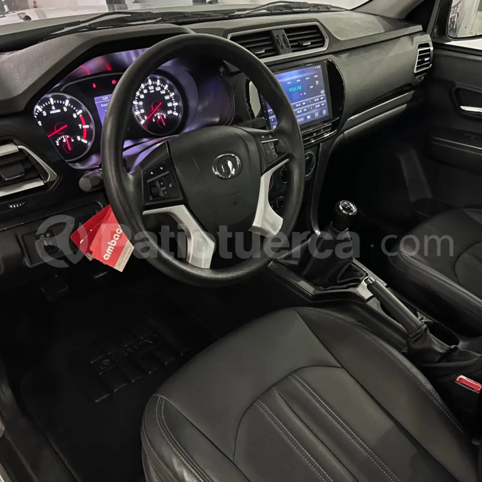 Foto 3 de Great Wall WINGLE STEED 2.4 CD 4X2 TM