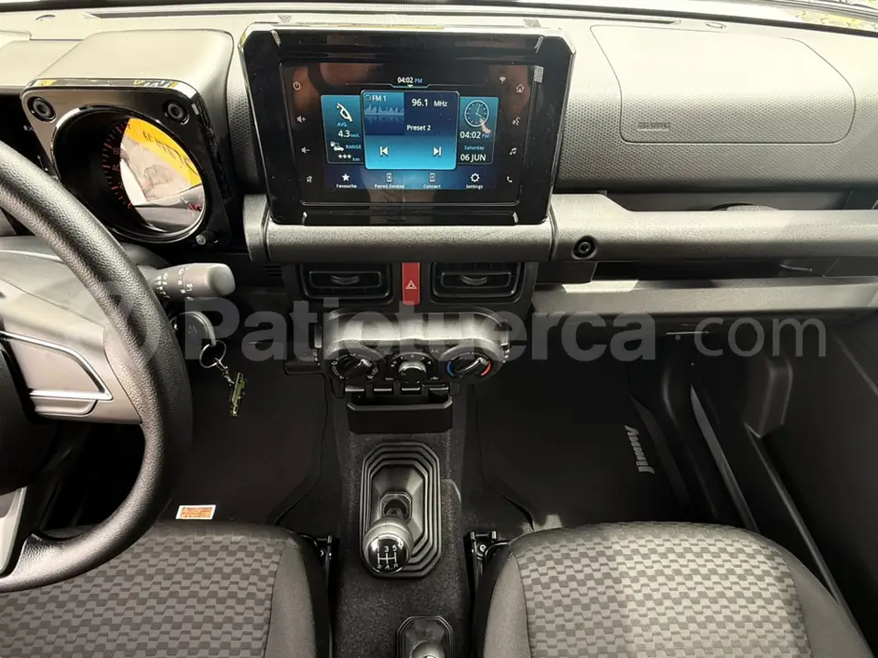 Foto 18 de Suzuki Jimny GL