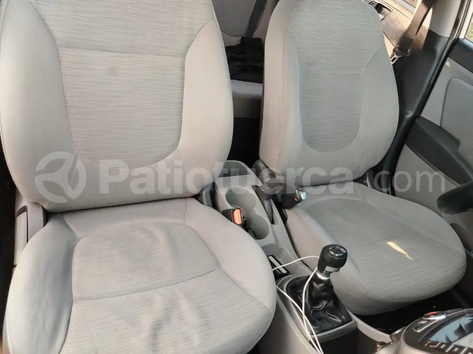 Foto 10 de Hyundai Accent New