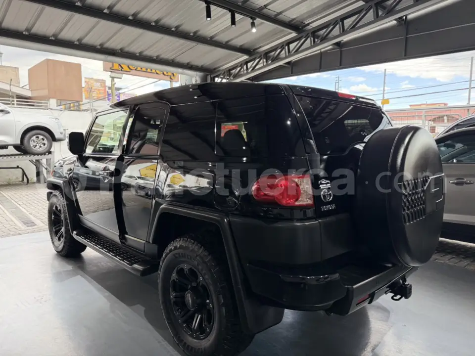 Foto 13 de Toyota FJ Cruiser