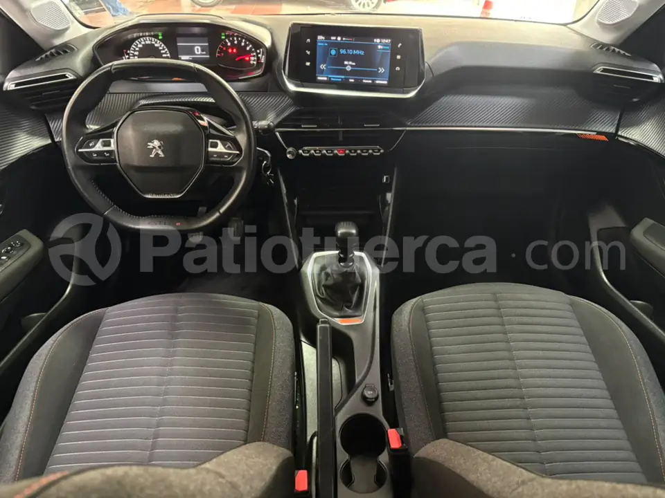 Foto 22 de Peugeot 208