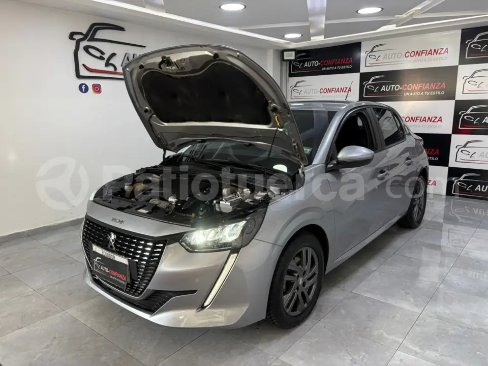 Foto 27 de Peugeot 208