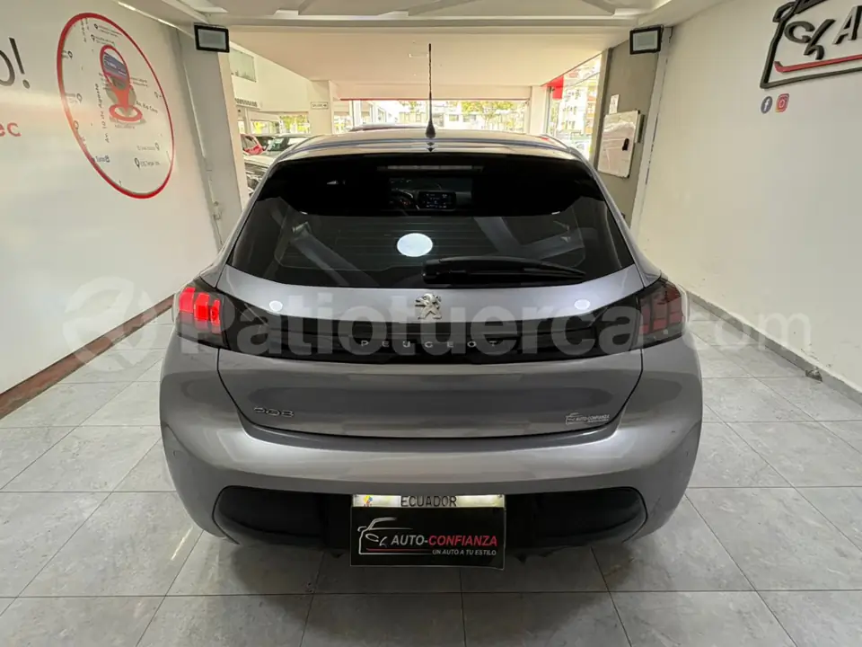 Foto 9 de Peugeot 208