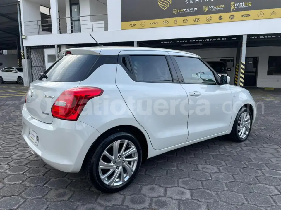 Foto 6 de Suzuki Swift