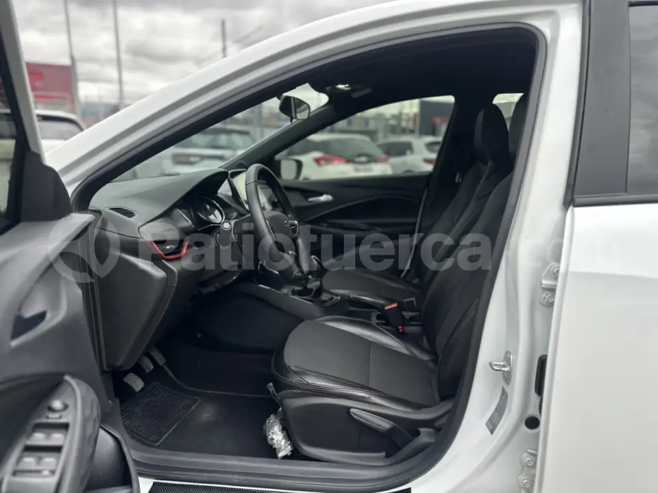 Foto 8 de Chevrolet ONIX RS