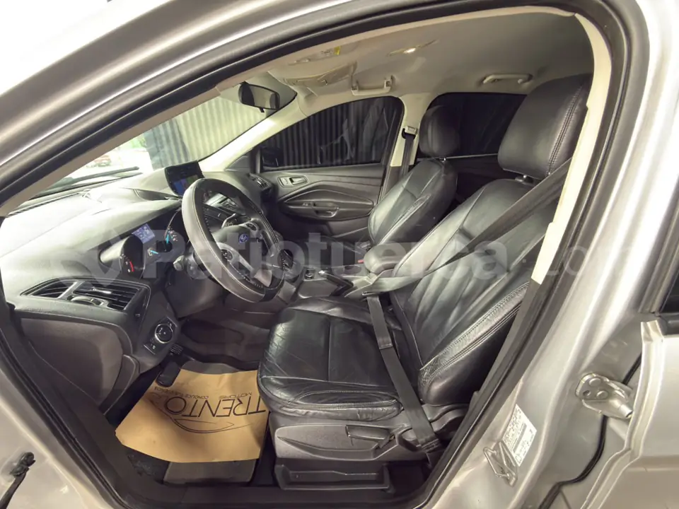 Foto 10 de Ford Escape S