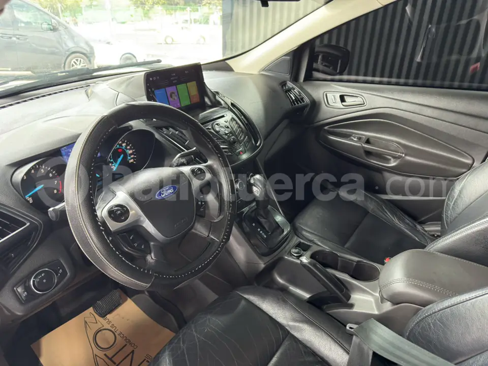 Foto 18 de Ford Escape S