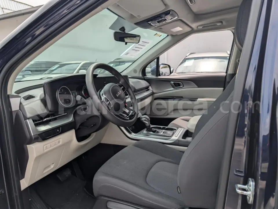 Foto 10 de Kia Carnival