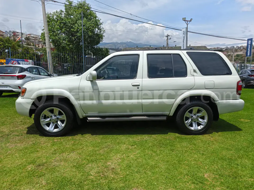 Foto 3 de Nissan Pathfinder