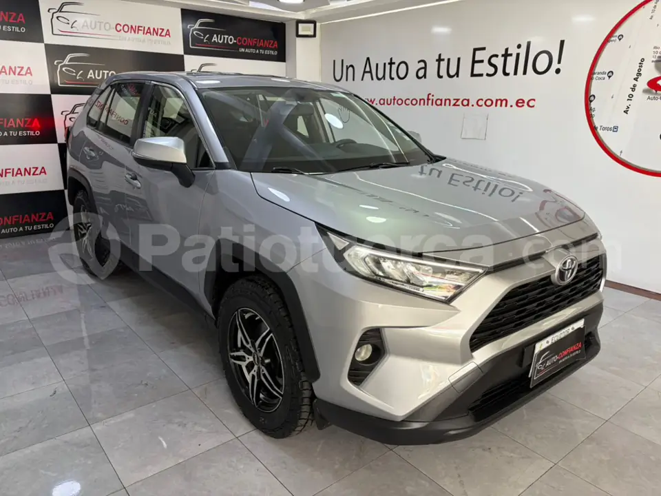 Foto 3 de Toyota NEW RAV4 AC 2.0 5P