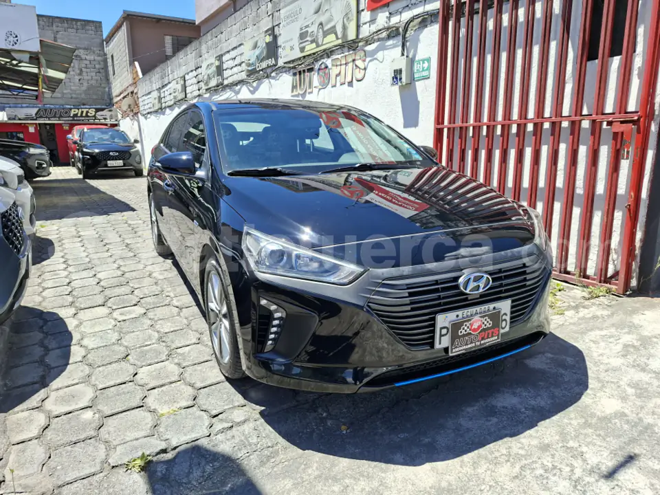Foto 3 de Hyundai Ioniq Hybrid