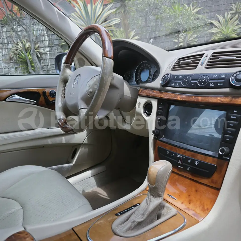 Foto 8 de Mercedes Benz E320