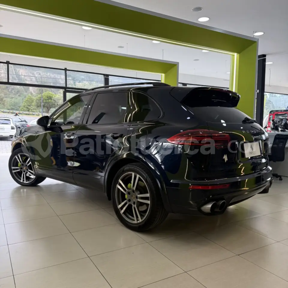 Foto 2 de Porsche Cayenne S e-Hybrid