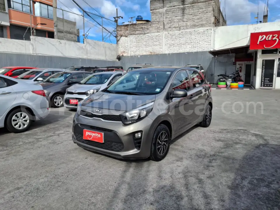 Foto 3 de Kia PICANTO LX