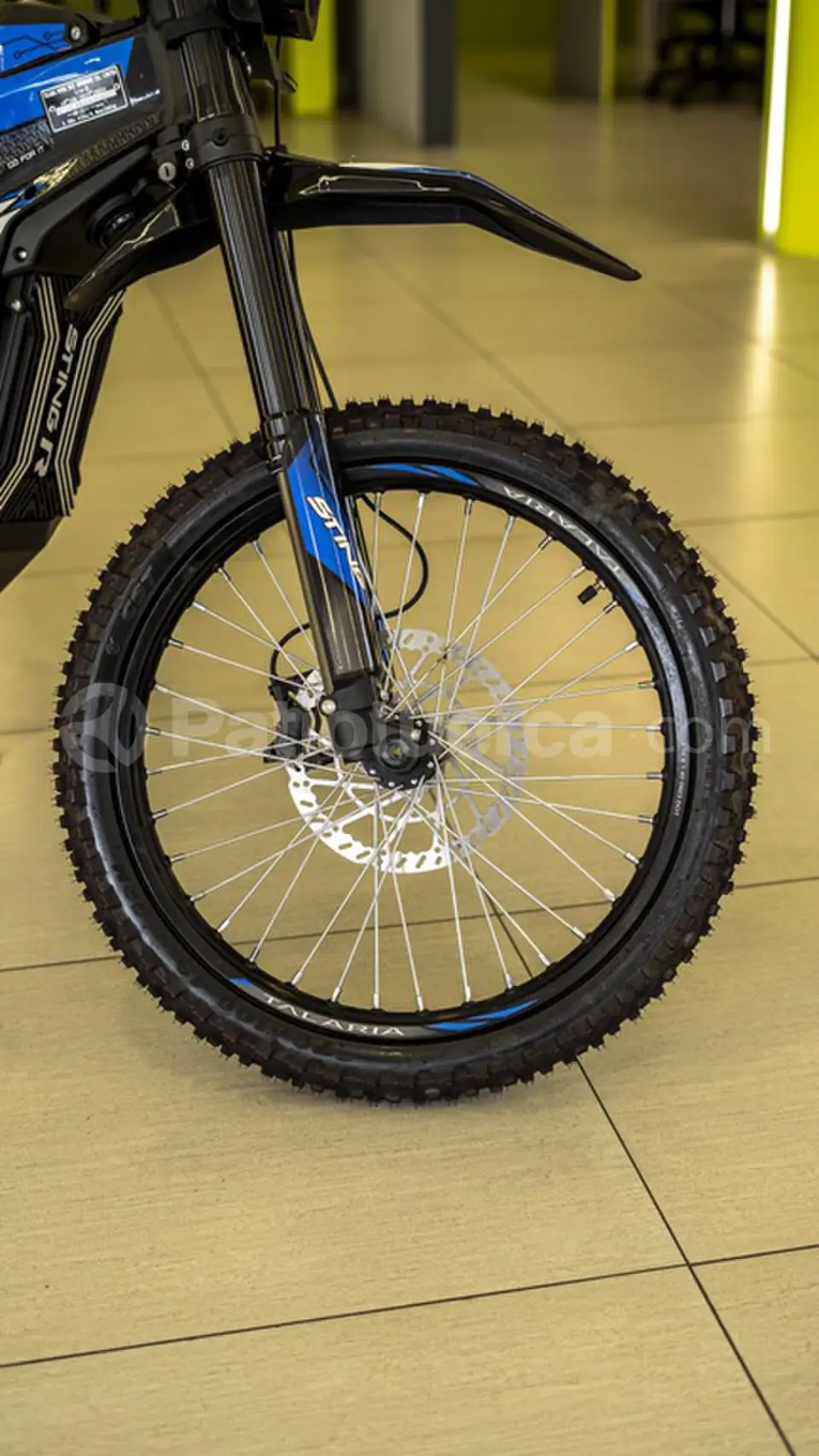 Foto 11 de Talaria Sting R