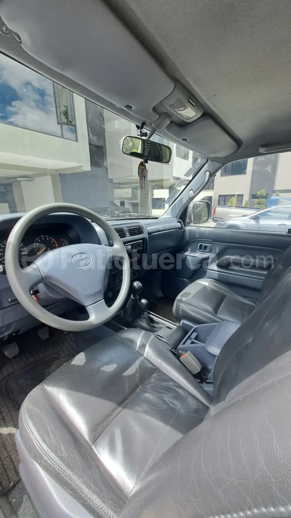 Foto 4 de Toyota Prado 3P