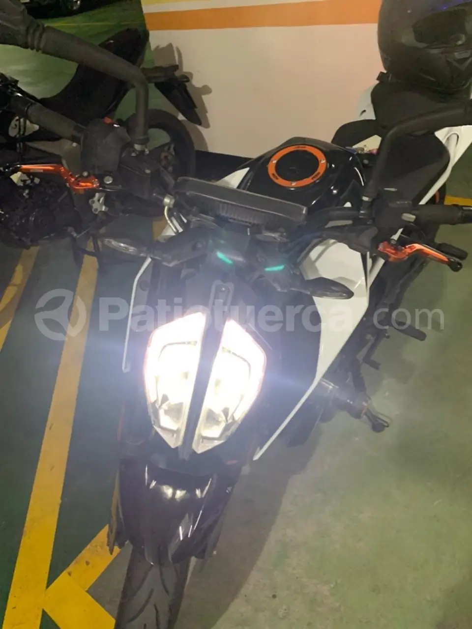 Foto 4 de KTM Duke 390