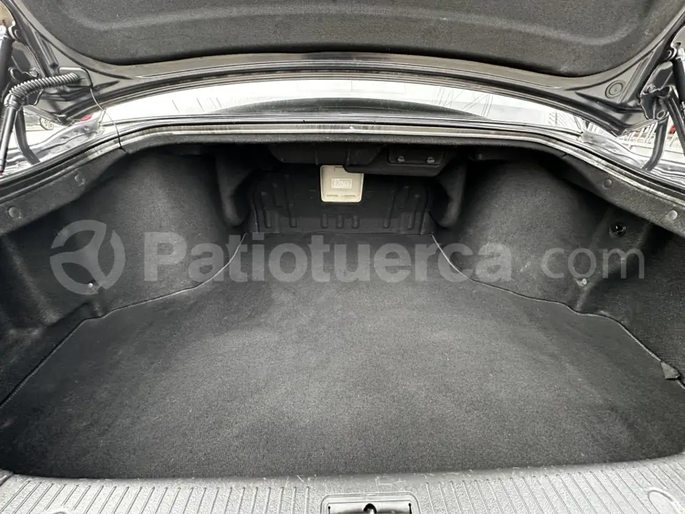 Foto 24 de Kia Opirus