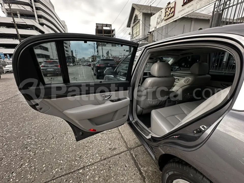 Foto 26 de Kia Opirus