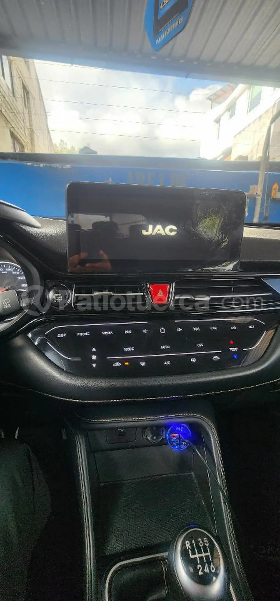 Foto 10 de JAC JS4