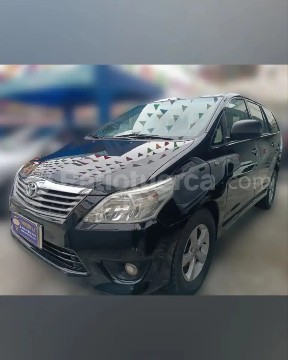 Foto 3 de Toyota Innova