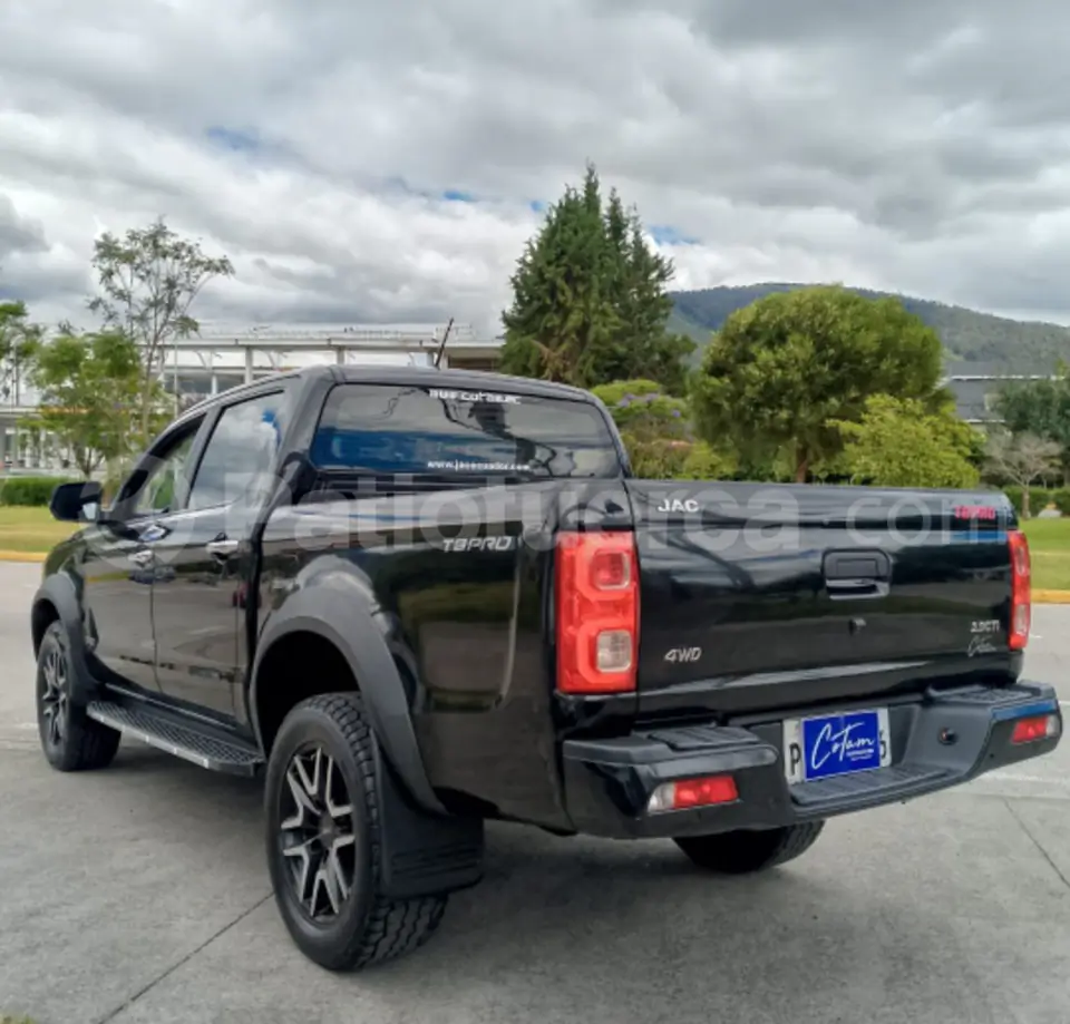 Foto 3 de JAC T8 PRO