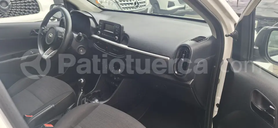 Foto 9 de Kia PICANTO EX 1.2