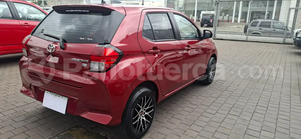 Foto 6 de Toyota Agya