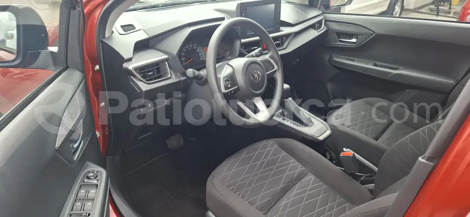 Foto 8 de Toyota Agya