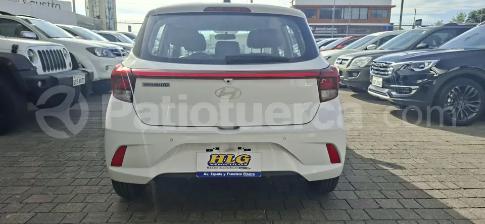 Foto 4 de Hyundai Grand i10 AI3 HB