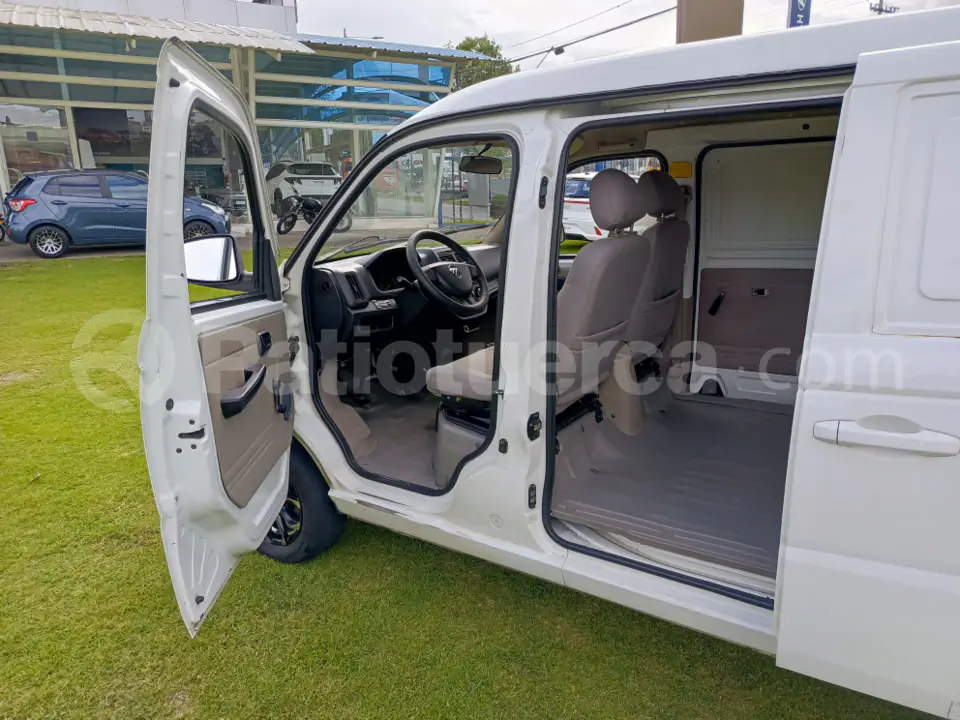 Foto 15 de Foton Gratour V55